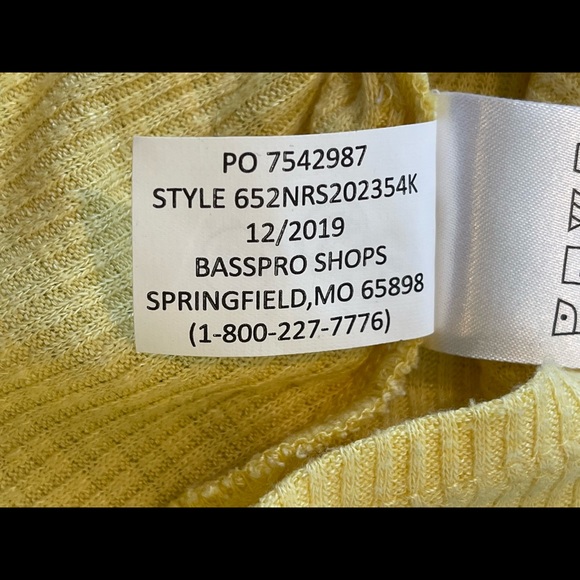 Natural Reflections yellow V-Neck short sleeves ribbed bottom tie Top. Size XL - Picture 7 of 7